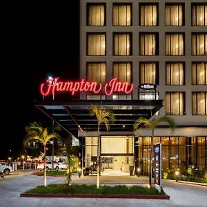 Hotel Hampton By Hilton Cumbres ***